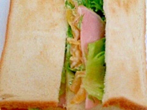 サラダパン風？サンドイッチ